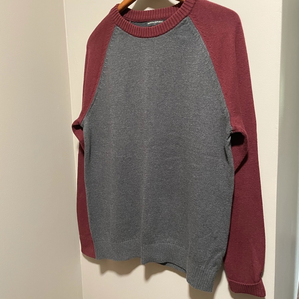 Pullover sweater